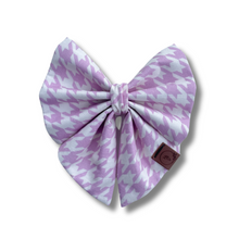 Load image into Gallery viewer, Lilac Dog Bow
